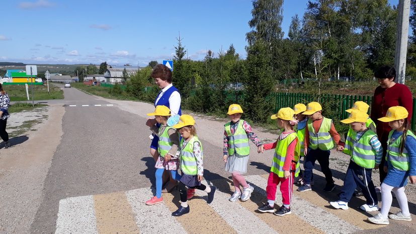 Дети на дорогах  "воспитывают" участников дорожного движения