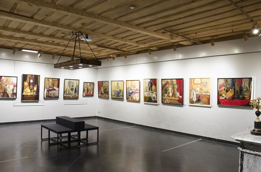 В галерее «ДOM ART» прошло торжественное открытие персональной выставки Тахира Ильясова «Родник моей души»