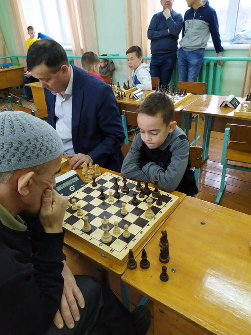 Таһир Кадимов истәлегенә багышланган шахмат ярышлары узды (+фоторепортаж)