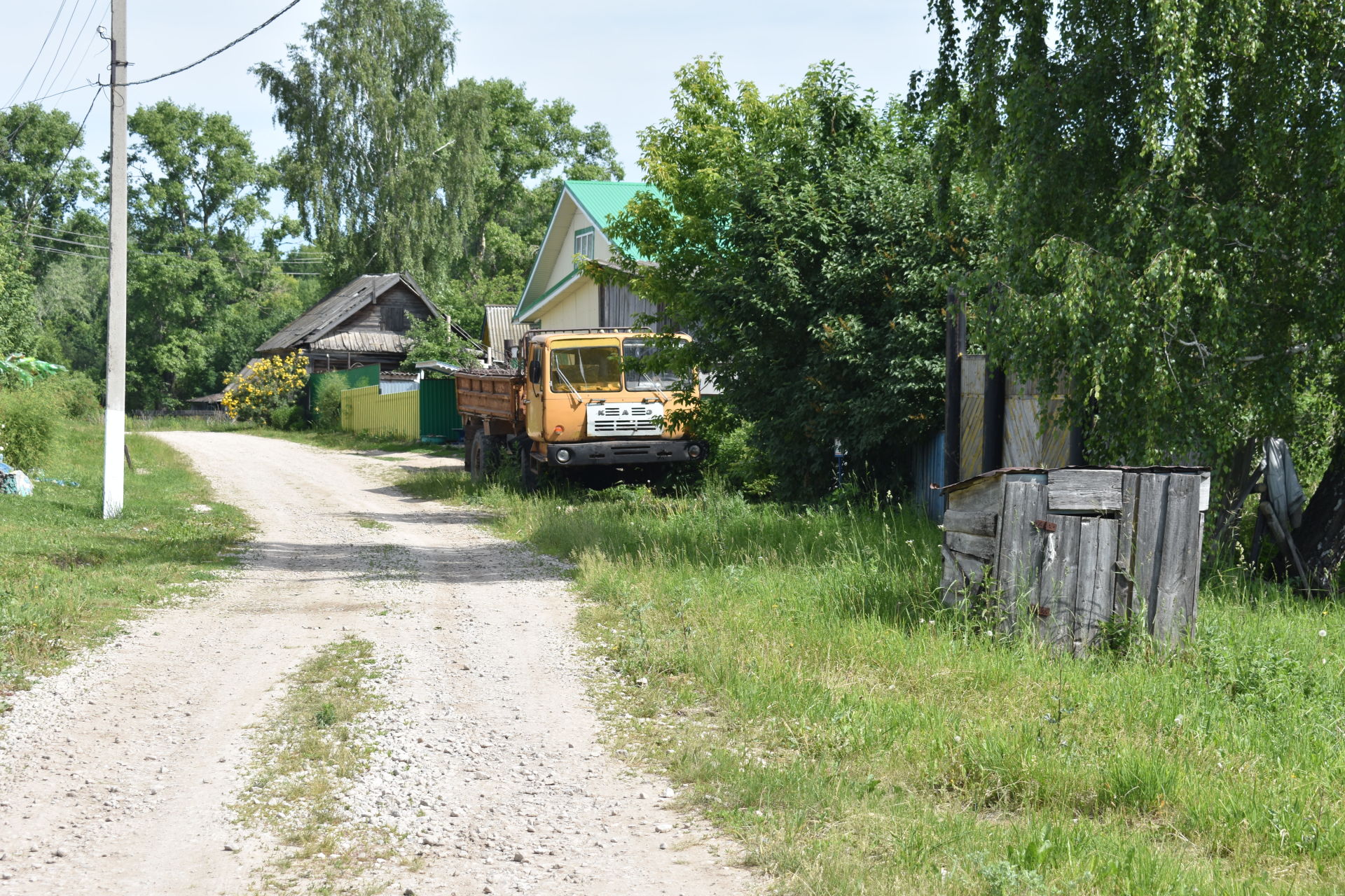 Лаеклы ялга да аны тракторы белән бергә озаталар