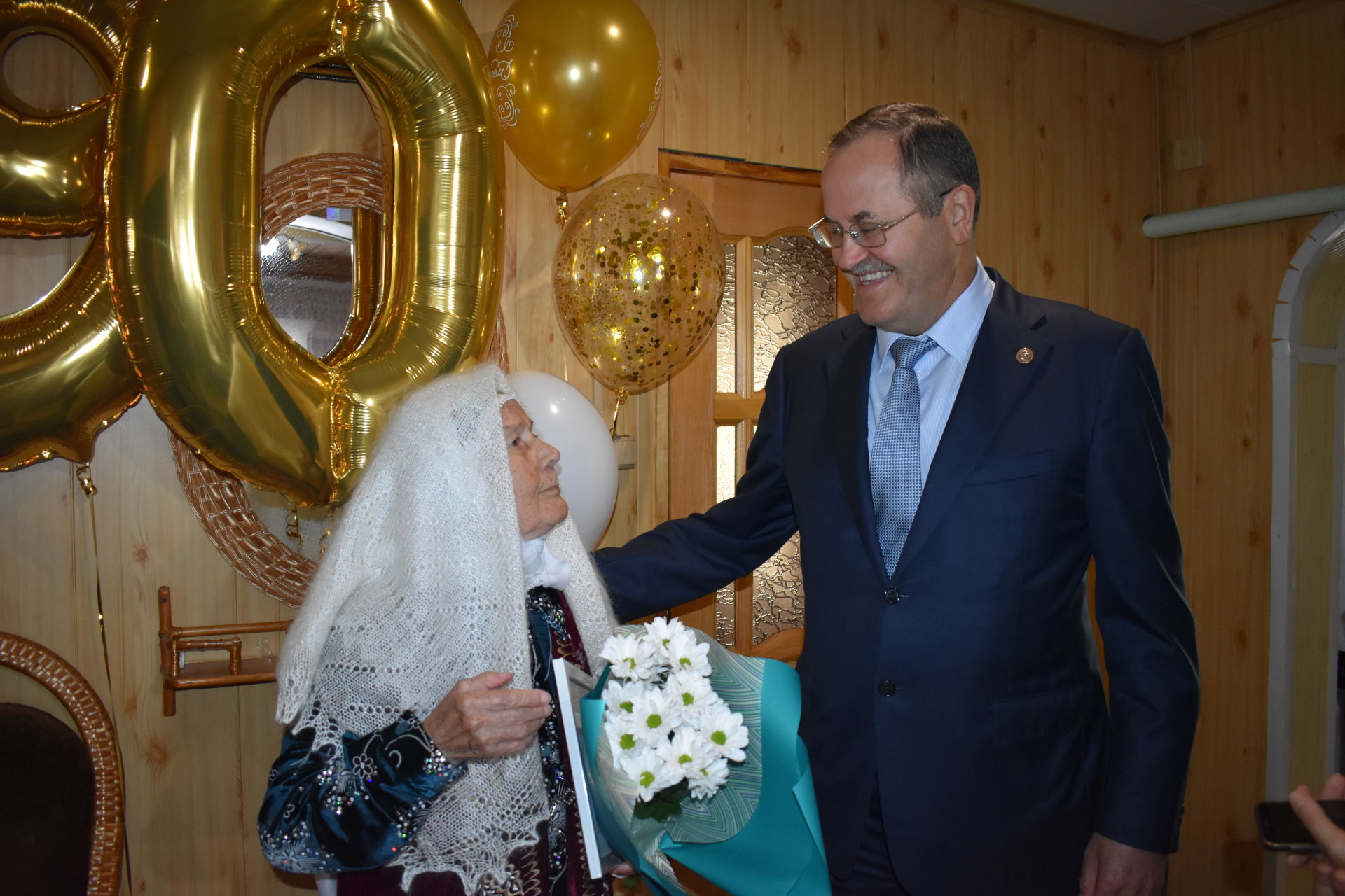 Миңзифа Гайфетдинова: “95кә кадәр яшәсәм, туган көнемә тагын килерсез” (+фото)