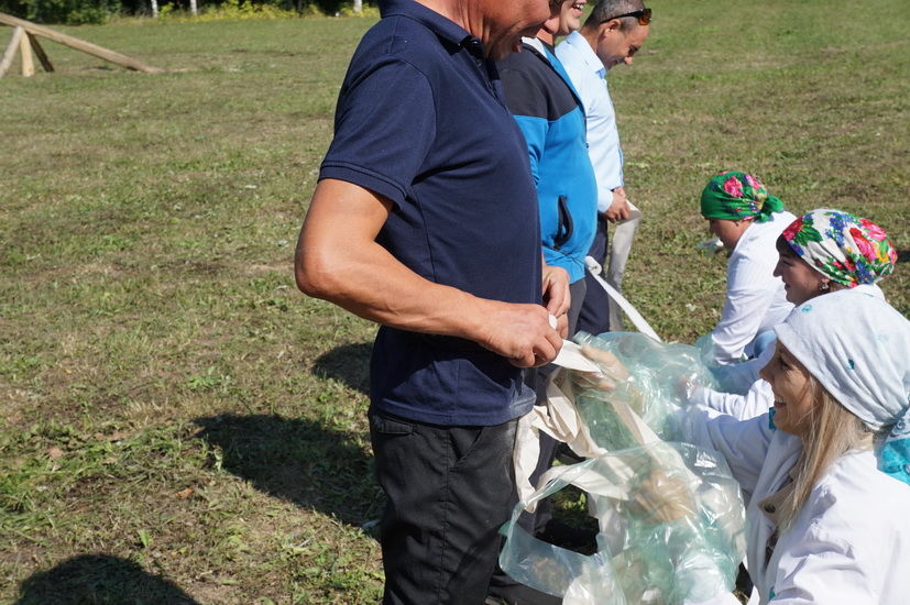 Борнак җирлегендә узган район ветеринария хезмәткәрләре көненә багышланган чарадан фоторепортаж