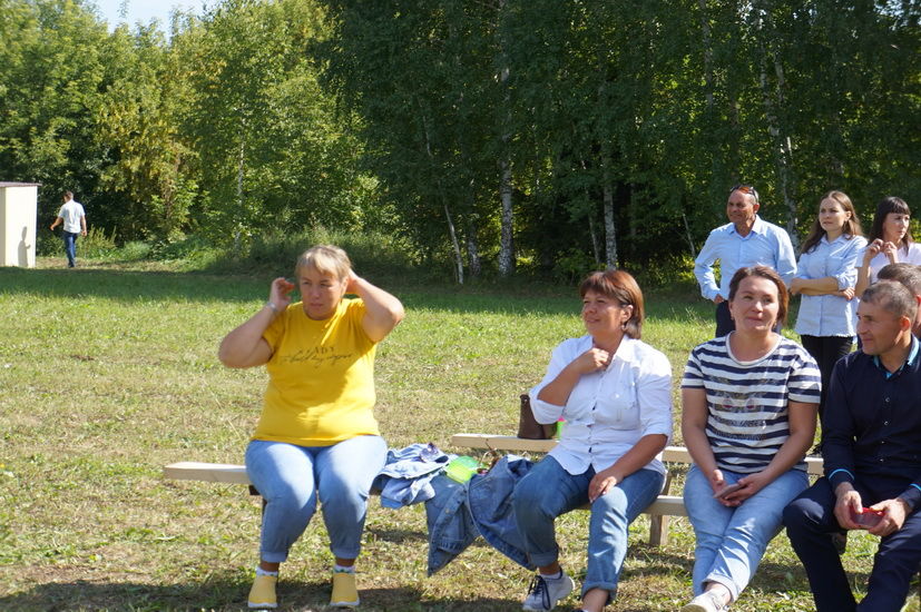 Борнак җирлегендә узган район ветеринария хезмәткәрләре көненә багышланган чарадан фоторепортаж