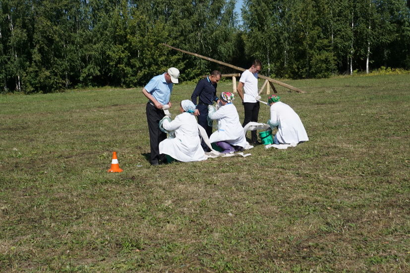 Борнак җирлегендә узган район ветеринария хезмәткәрләре көненә багышланган чарадан фоторепортаж