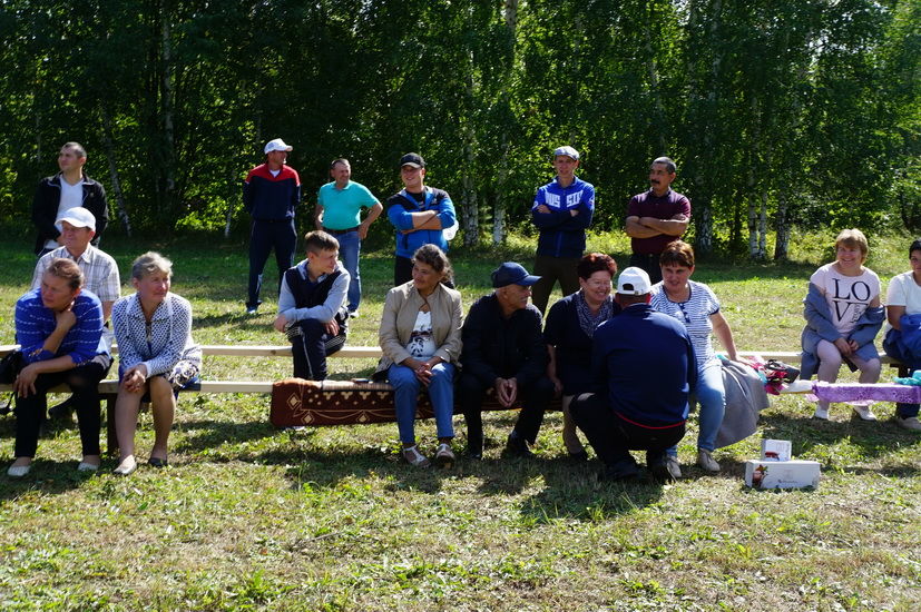 Борнак җирлегендә узган район ветеринария хезмәткәрләре көненә багышланган чарадан фоторепортаж