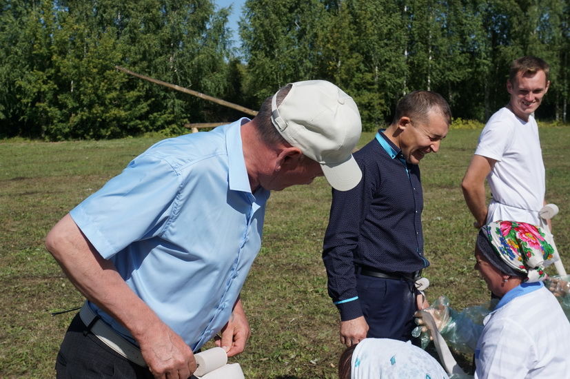 Борнак җирлегендә узган район ветеринария хезмәткәрләре көненә багышланган чарадан фоторепортаж