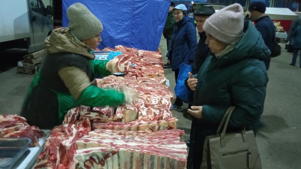 Бүген Балтач җитештерүчеләре башкалабызда чираттагы ярминкәдә катнаша (фото)