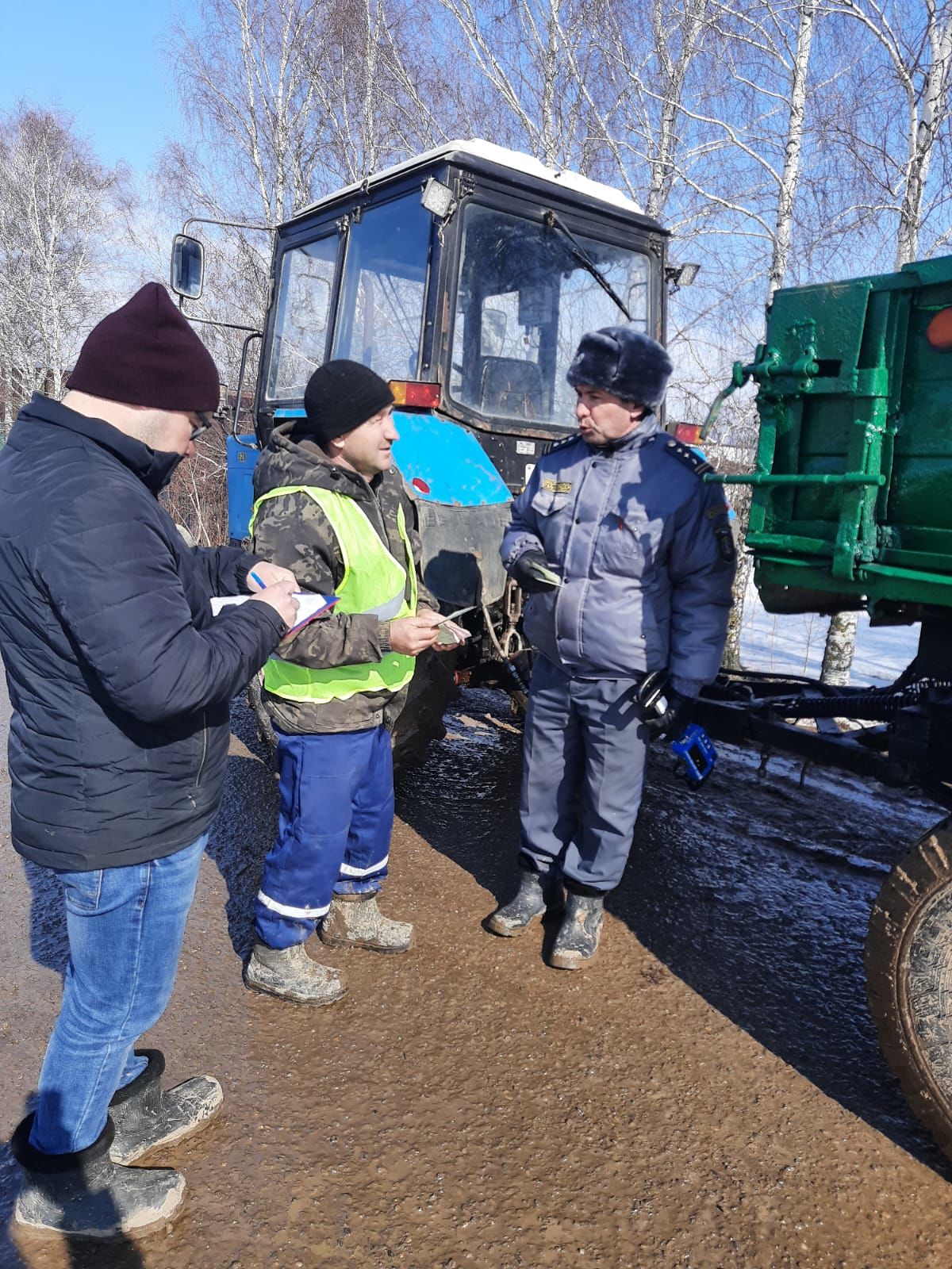 «Маяк» механизаторлары тырышлыкларына югары бәя алды (+бик күп фото)