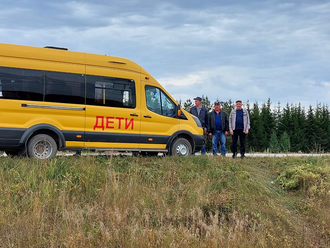 «Татарстан» һәм Тимирязев исемендәге хуҗалыкларда бәрәңге казыйлар (+фото)