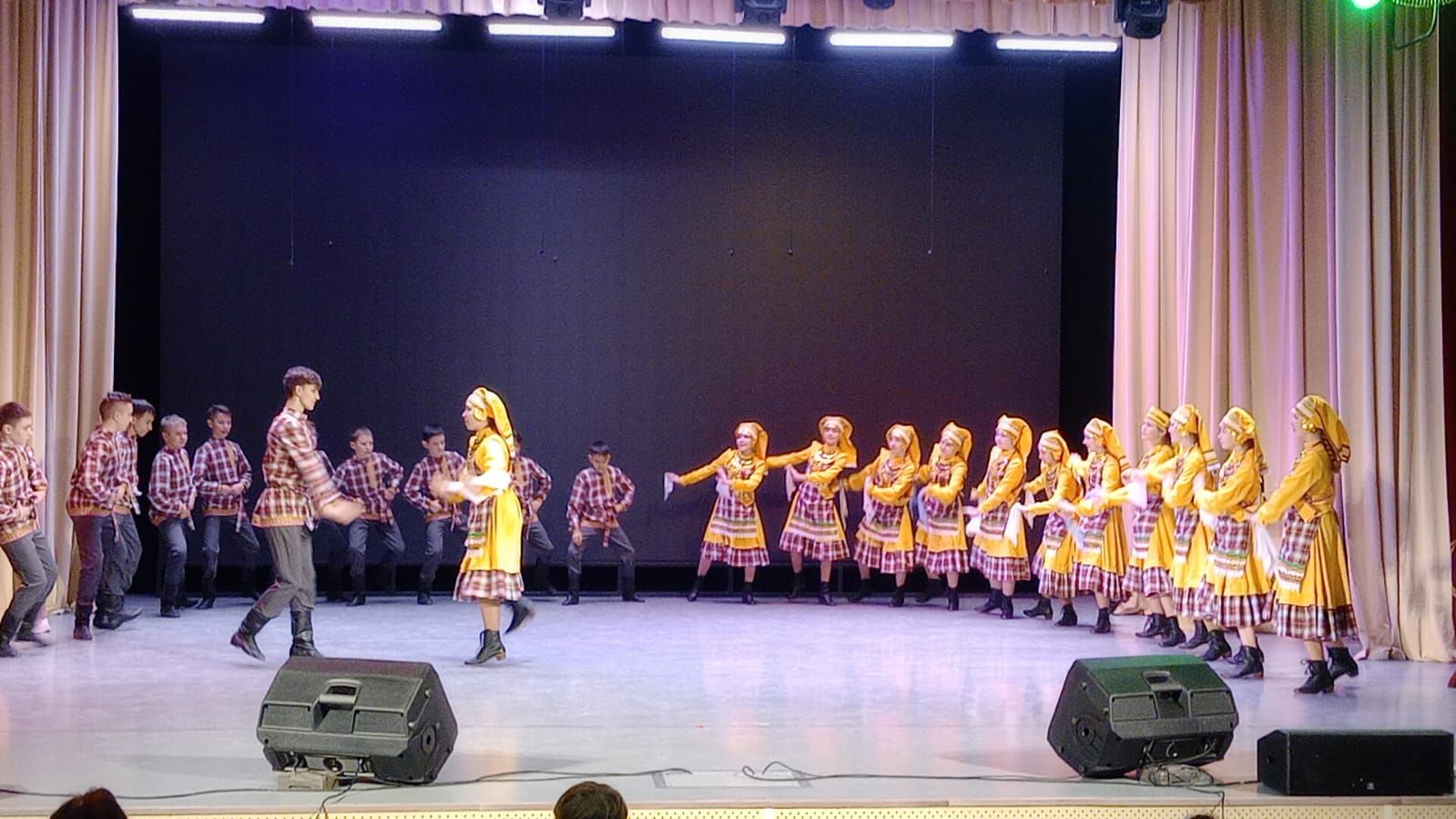 «Созвездие - Йолдызлык» фестиваленең район туры дәвам итә (+фото)