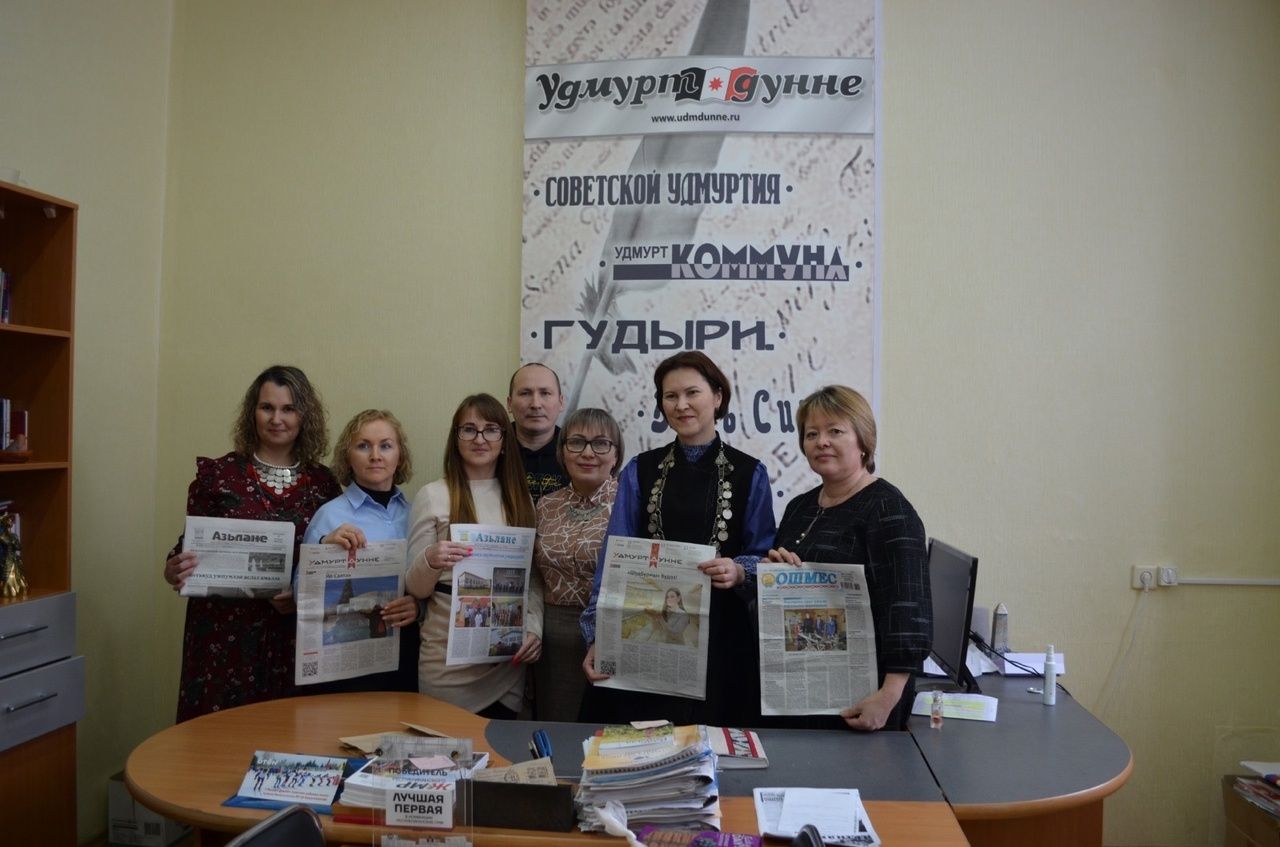 «Удмурт дунне», » Ошмес» но Йӧскалык библиотека ( +фото )