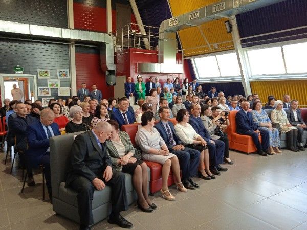 Балтачта бүген үзенчәлекле гаилә бәйрәме уза (фото, видео)