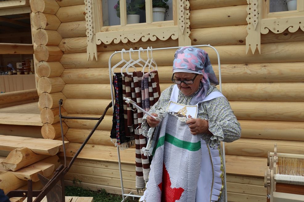 Безнекеләр Малмыжны гөрләтте яки Малмыж Сабан туеннан фотомизгелләр