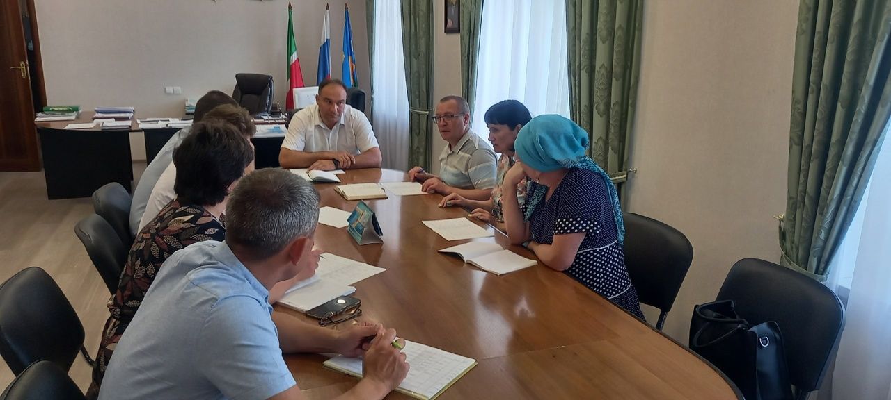 Конверттагы хезмәт хакы лаеклы пенсиягә юл яба