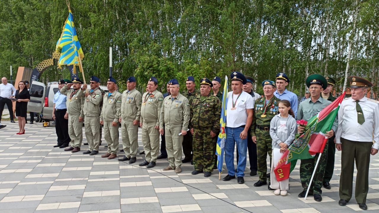 Балтачта хәрби — һава көчләре көне уңаеннан үткәрелгән чарадан фоторепортаж