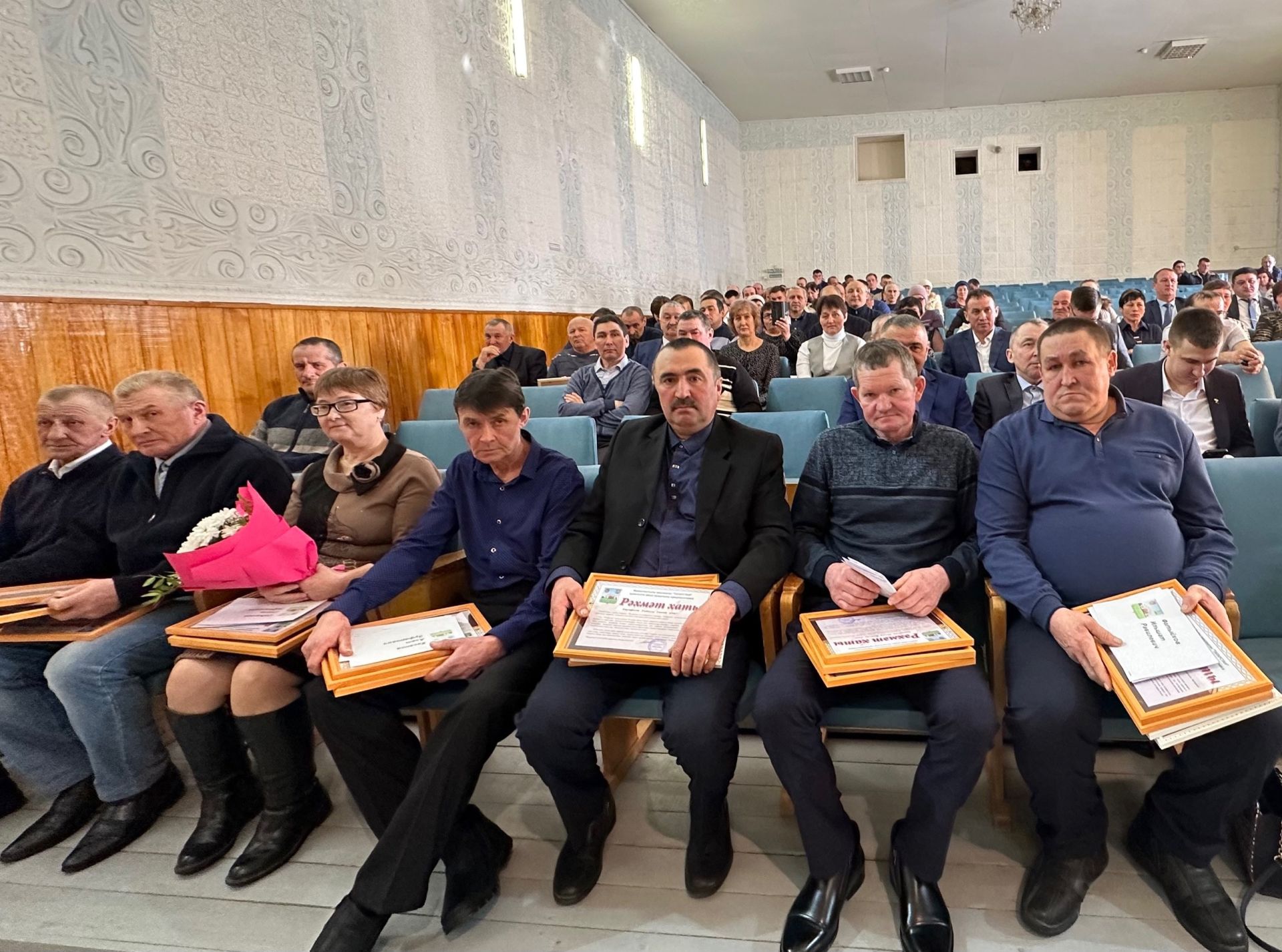 «Татарстан» авыл хуҗалыгы җәмгыятендә 2023 елга нәтиҗәләр ясалды (фото)