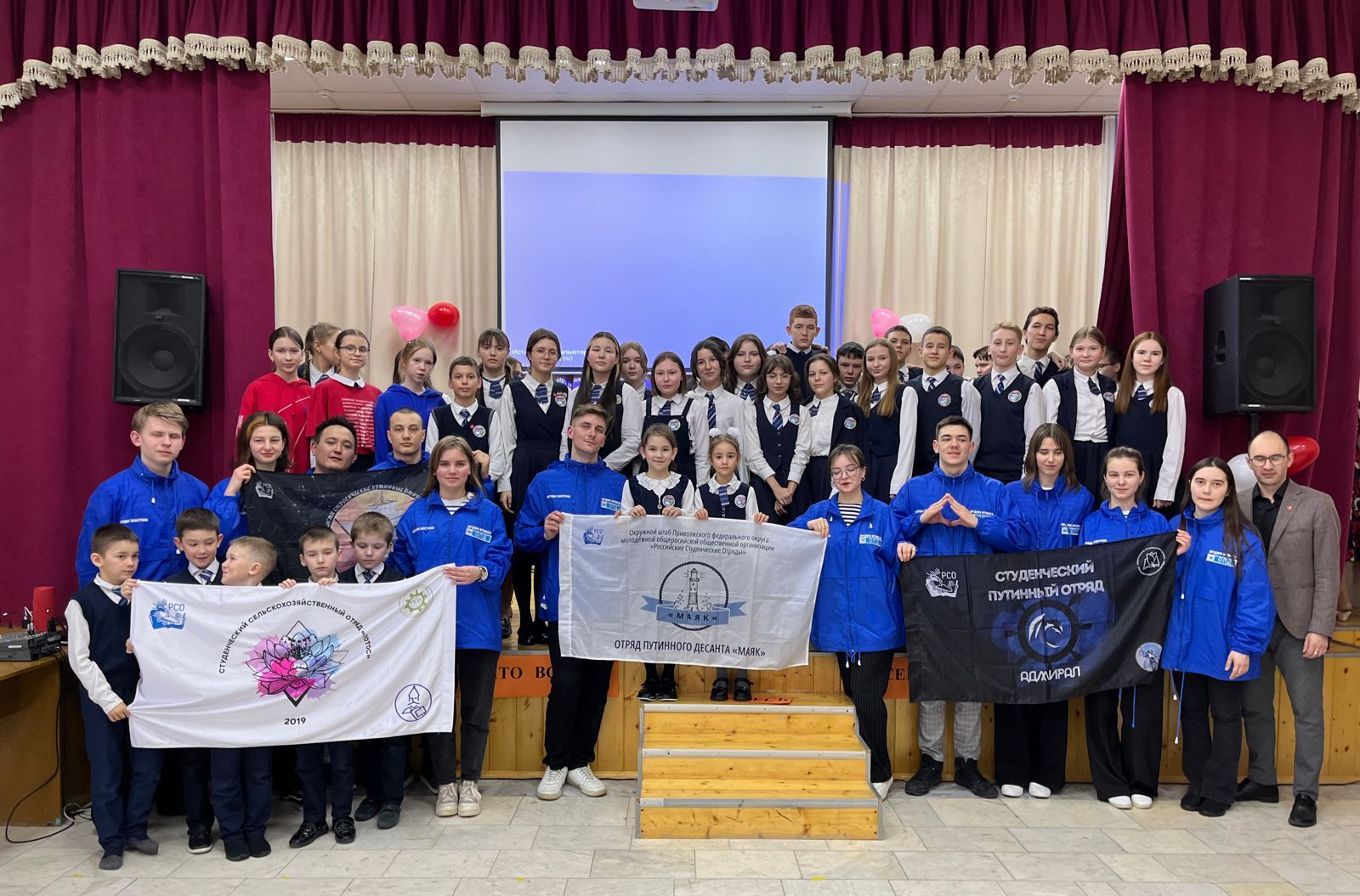 Студентлар отрядының Балтач районында күңелле,файдалы сәфәрләре әле дәвам итә! (фото)