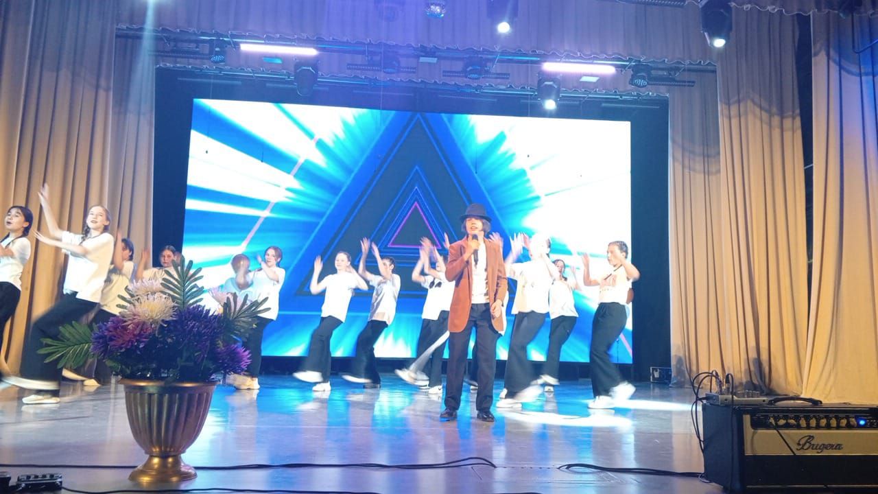 Гимназиянең иҗади хисап концертын тагын карыйсы килә (фото, видео)