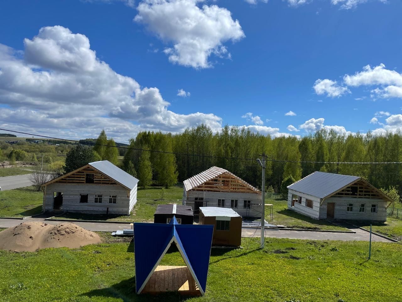 Романтикта төзелеш эшләре белән яшьләр эшләре министры да танышты (фото)