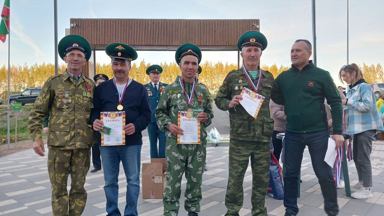 Балтачта чик сакчылары көне уңаеннан,  шәхси-команда беренчелеге үтте (фото)