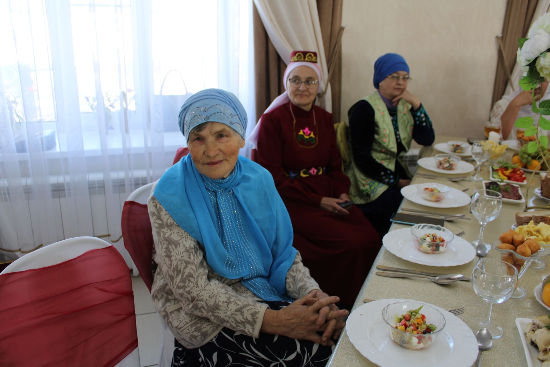 Истәлекле вакыйгалар: «Ак калфак«ның бәйрәм мизгелләре (фоторепортаж)