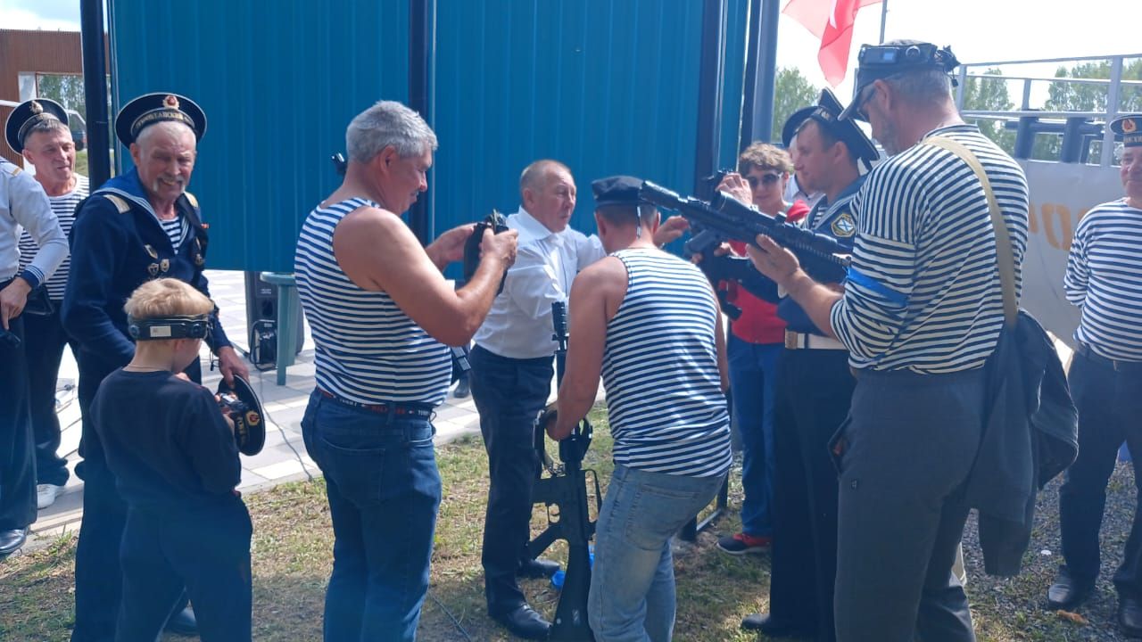 Балтачта хәрби диңгез флоты көне уңаеннан, бәйрәм чаралары узды (фото)