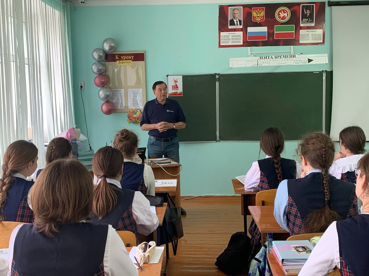 Академик Әхмәт Мазһаров туган мәктәбендә кунакта булды