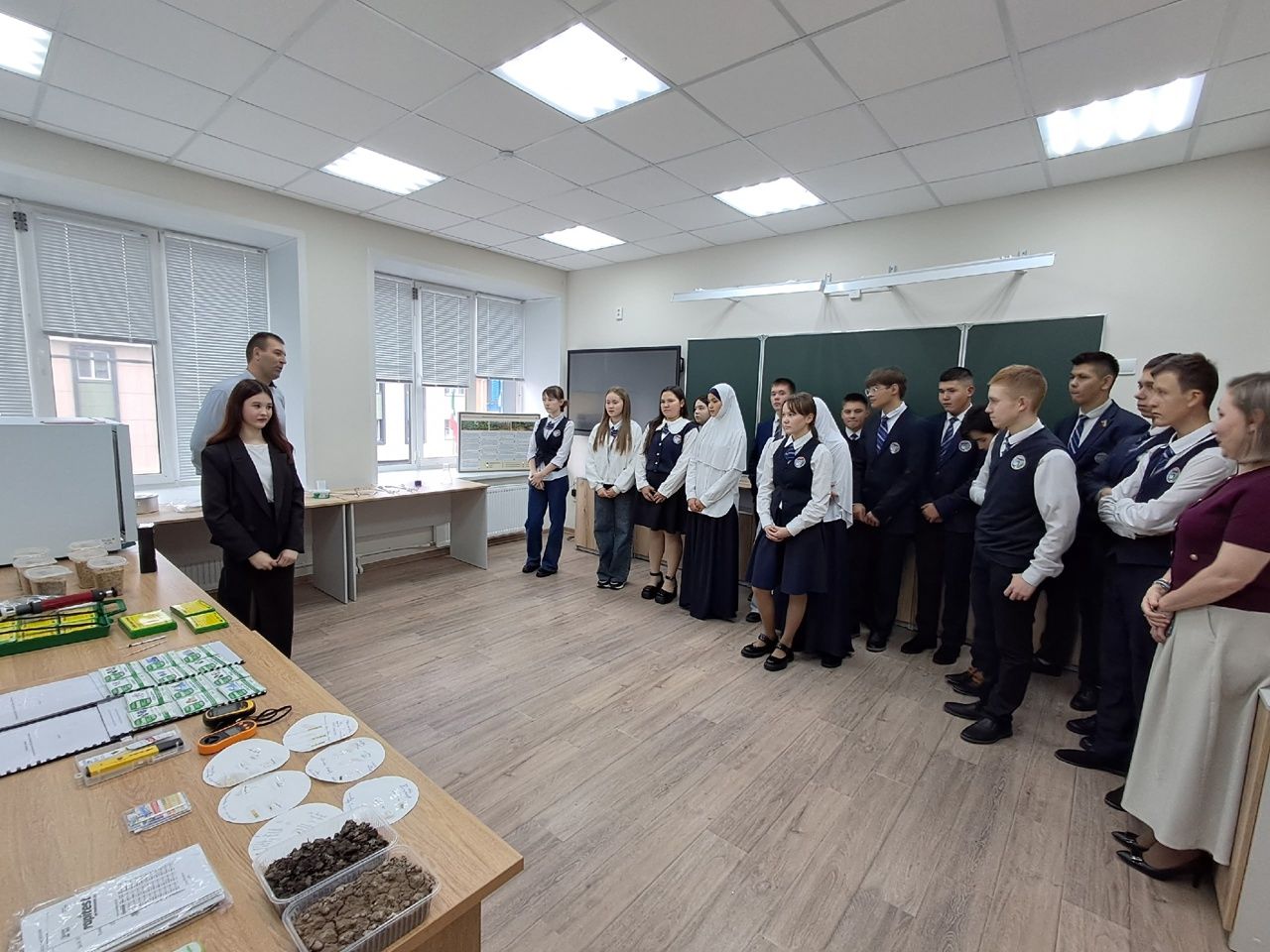 Балтач гимназиясе укучылары Арча аграр-сәнәгать һөнәр көллиятенең икенче филиалында кунакта булган