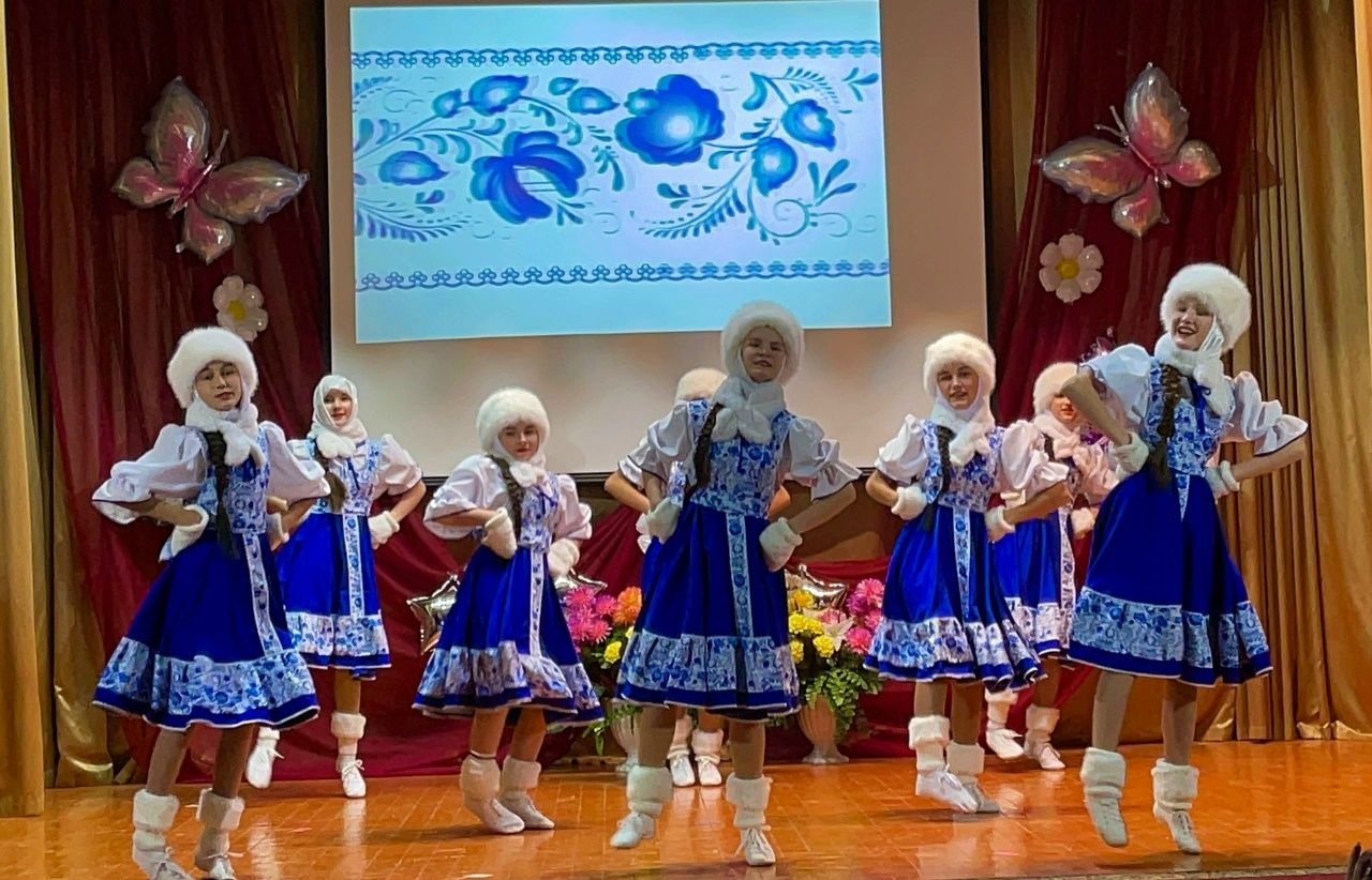 Ор авылында, әниләргә бәйрәм хөрмәтенә, яңача үзгә бер чара узган