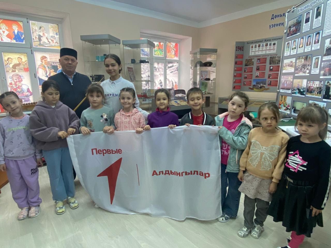 Кариле балалар бакчасының мәктәпкә әзерлек төркеме музейда кунакта