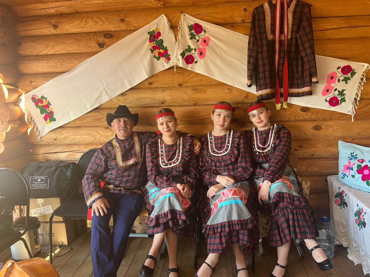Балтачлылар Питраудан бүләкләр белән кайтты