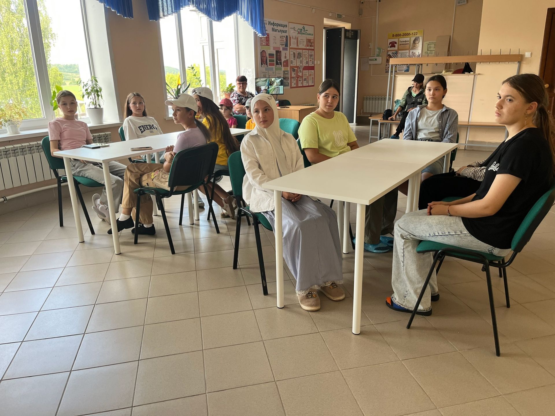 Балтач кызлары «Татлы очрашу»да шарлотка пешерде