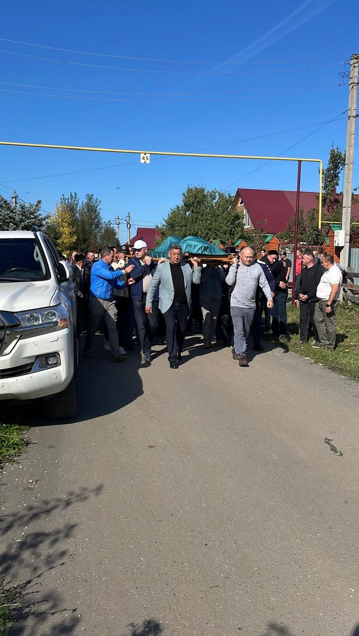 Зур югалту