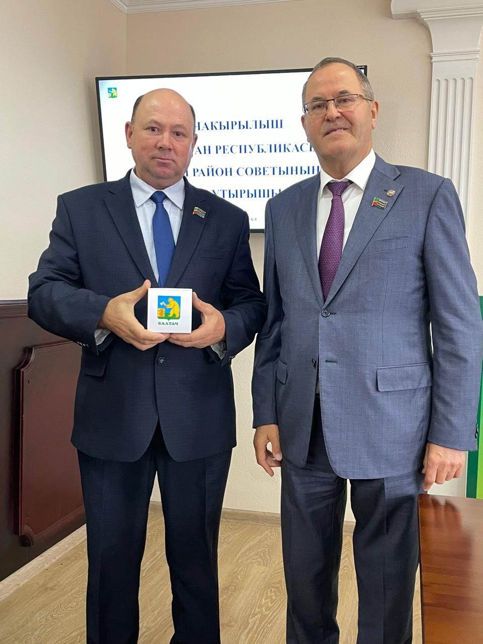 Балтачта бертөркем депутатларга Рәхмәт хатлары тапшырылды
