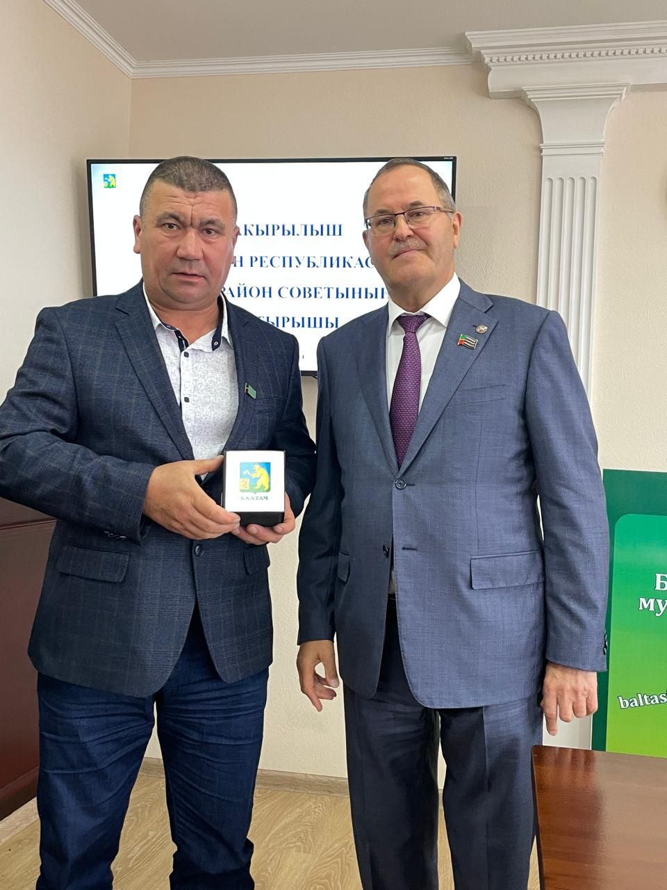 Балтачта бертөркем депутатларга Рәхмәт хатлары тапшырылды