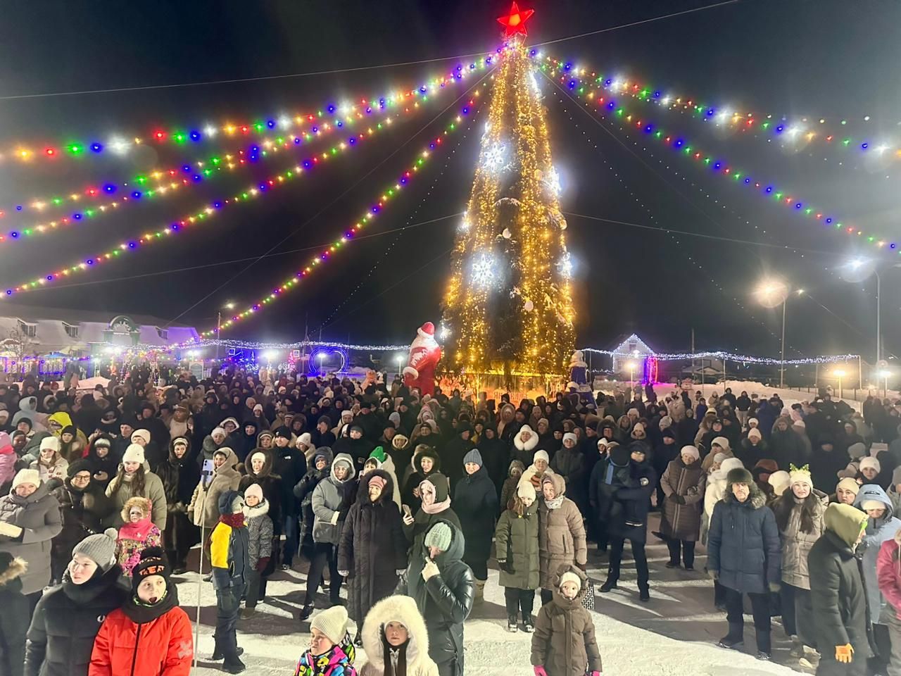 Бүген кич паркка килегез!