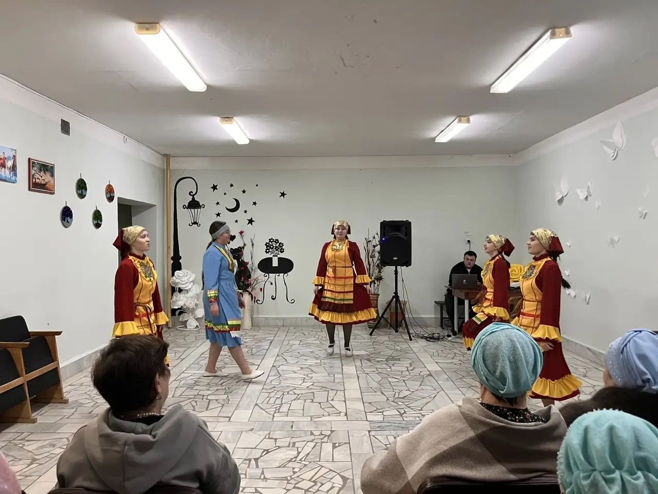 Дорга үзешчәннәре «Наз»да концерт куйды