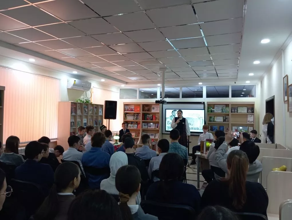 Балтач үзәк зурлар китапханәсендә  «Батыр үлә, үлмәс ат алып» дип исемләнгән әдәби кичә үтте