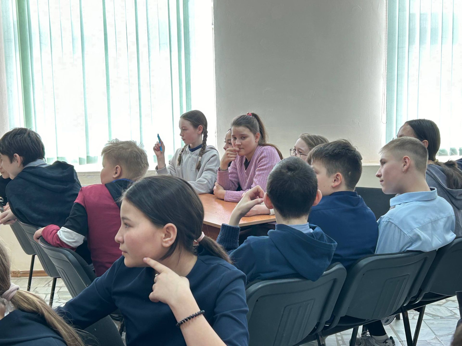 «Хыял» яшьләр үзәге Яңгул мәктәбендә кунакта булды
