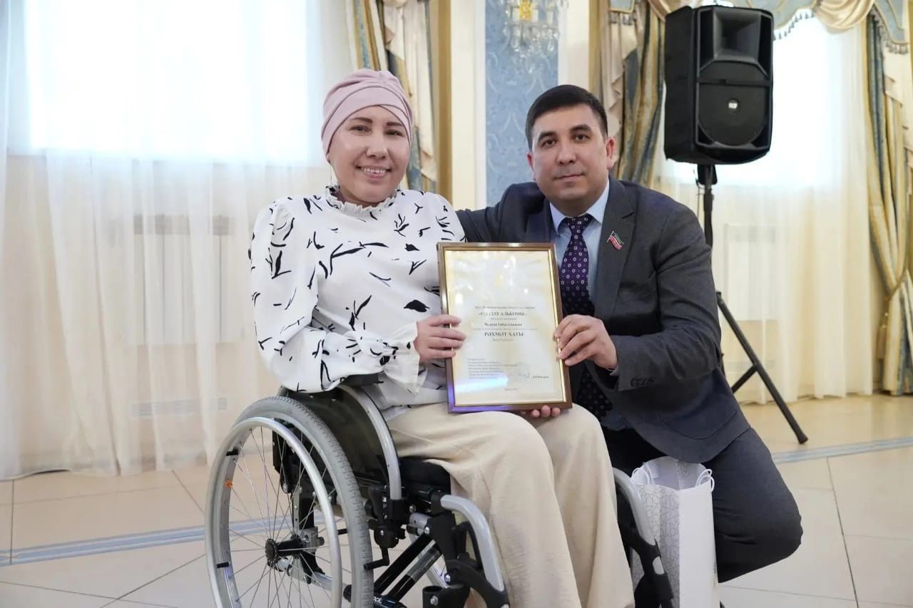 Лилия белән Чулпан Мусага хат язган