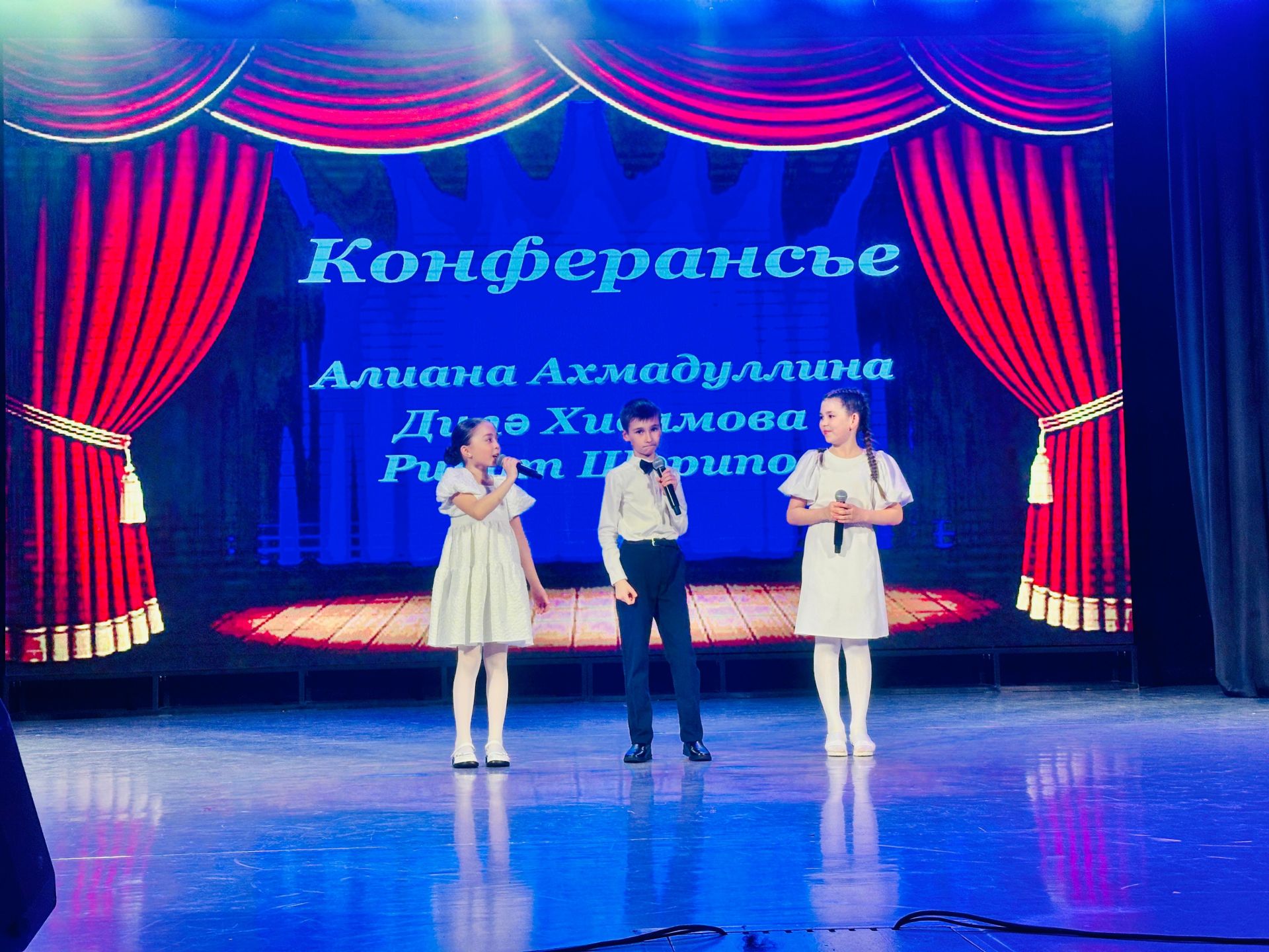 Балтач гимназиясе коллективы елдагыча гаҗәеп концерт белән куандырды