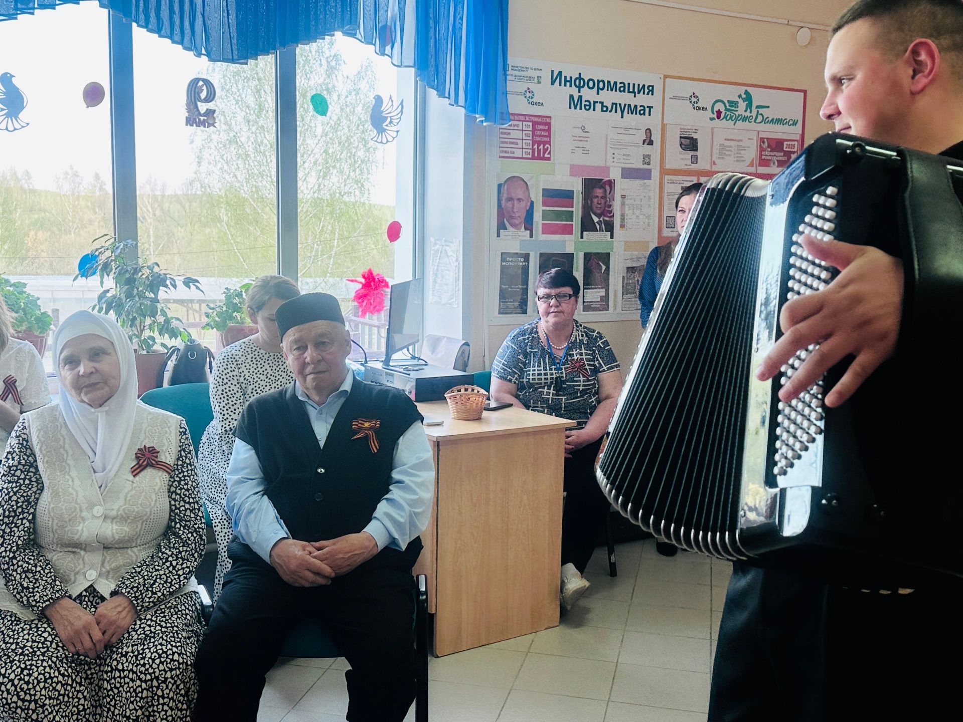 «Факел» клубында «Безнең яшьлек кайтавазы» дип исемләнгән кичә узды