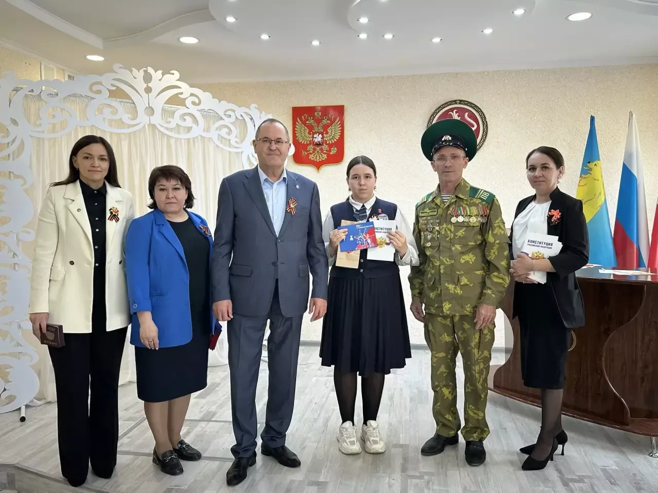 Балтачта Җиңүнең 81 еллыгы уңаеннан  яшь гражданнарга паспорт тапшырдылар