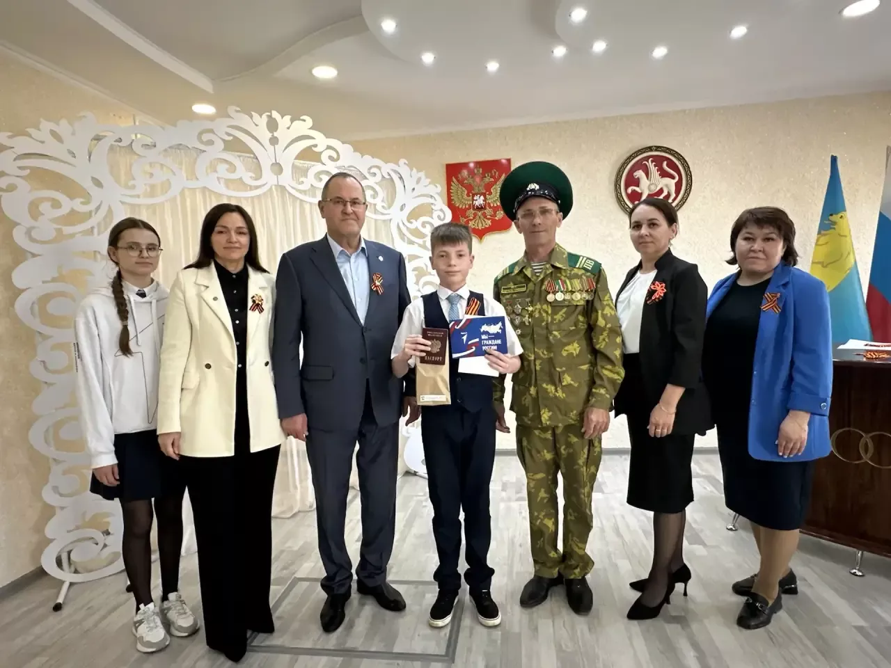 Балтачта Җиңүнең 81 еллыгы уңаеннан  яшь гражданнарга паспорт тапшырдылар