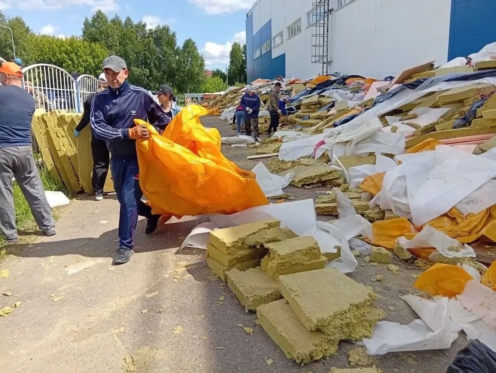 «Балтач» универсаль спорт залында күләмле төзекләндерү эшләре бара