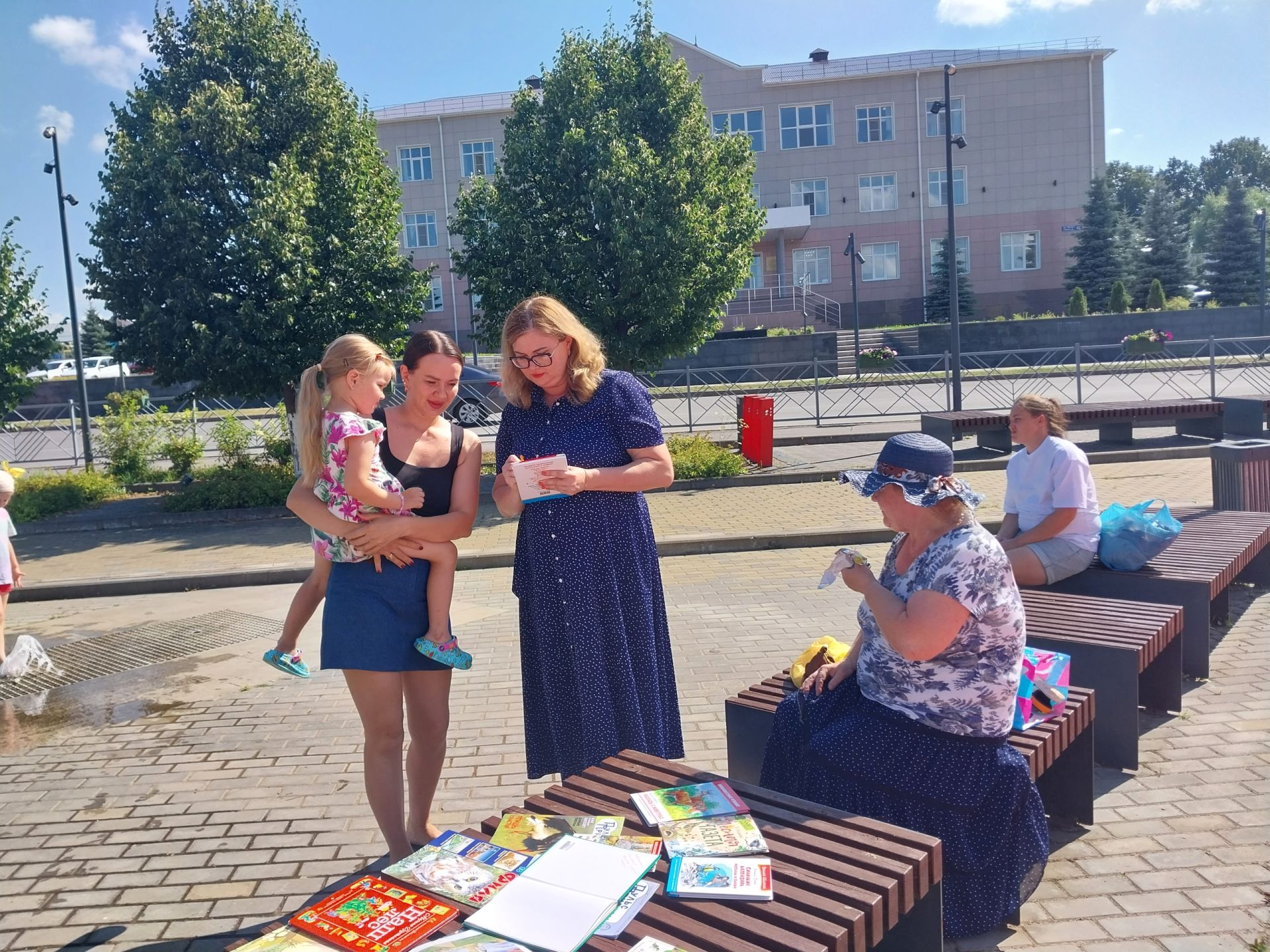“Балтач” паркында “Журналлы сәяхәт” дип исемләнгән экологик пикник узды