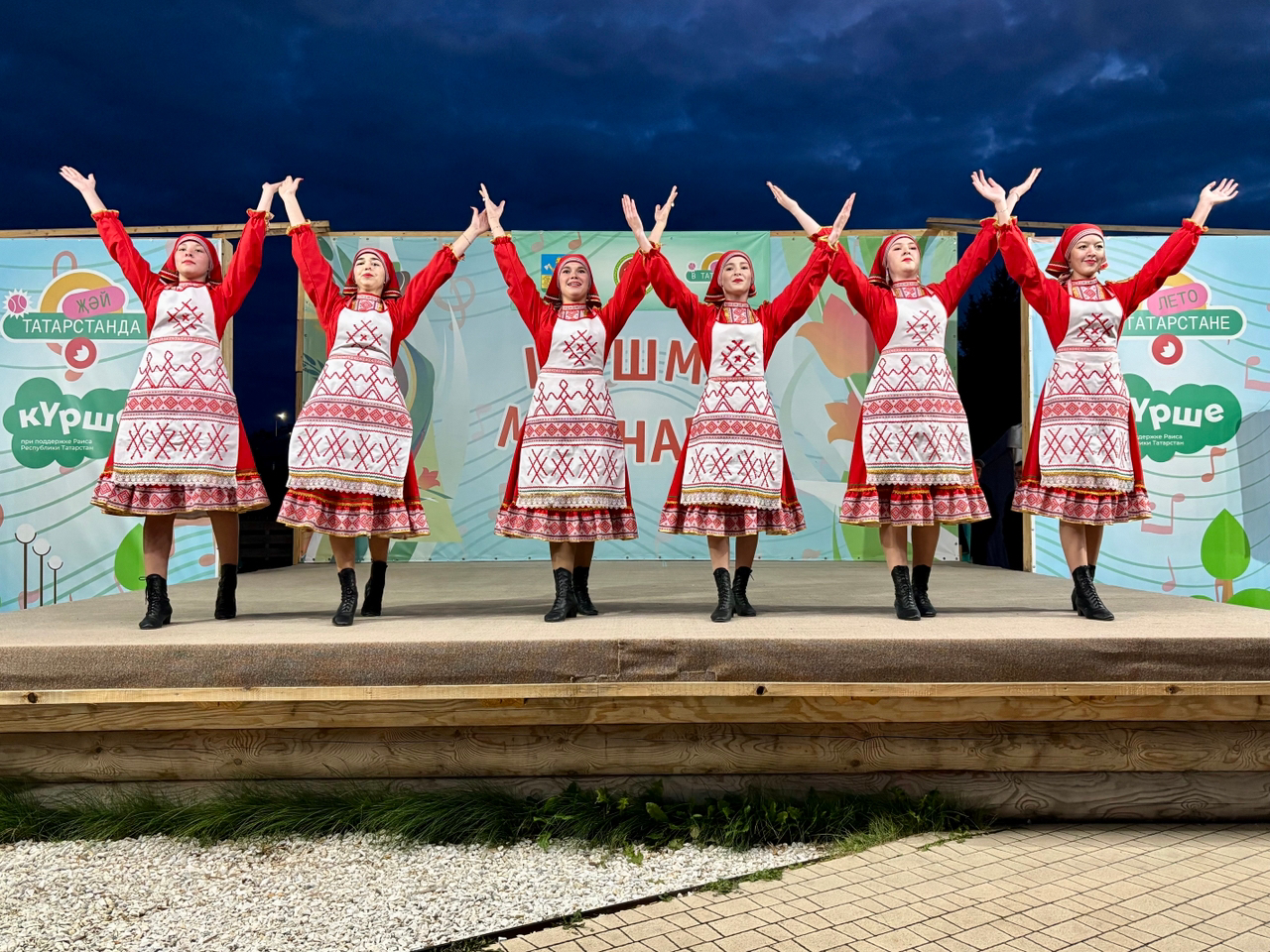 Бүген «Шушма моңнары» кабат барча җыр-моң сөючеләрне үзенә җыйды