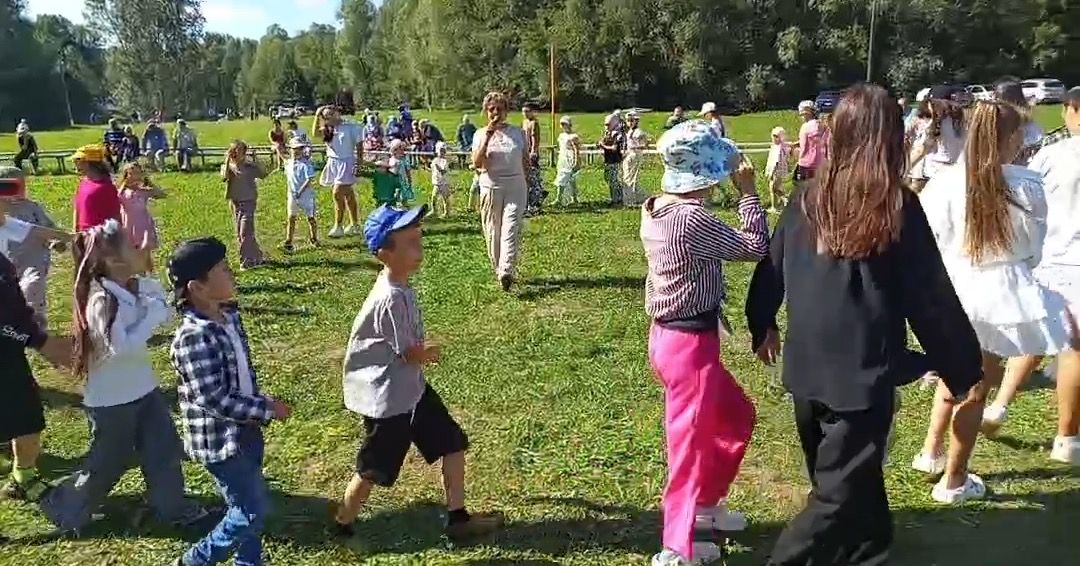 Нөнәгәрдә лагерь Сабантуй белән тәмамланган