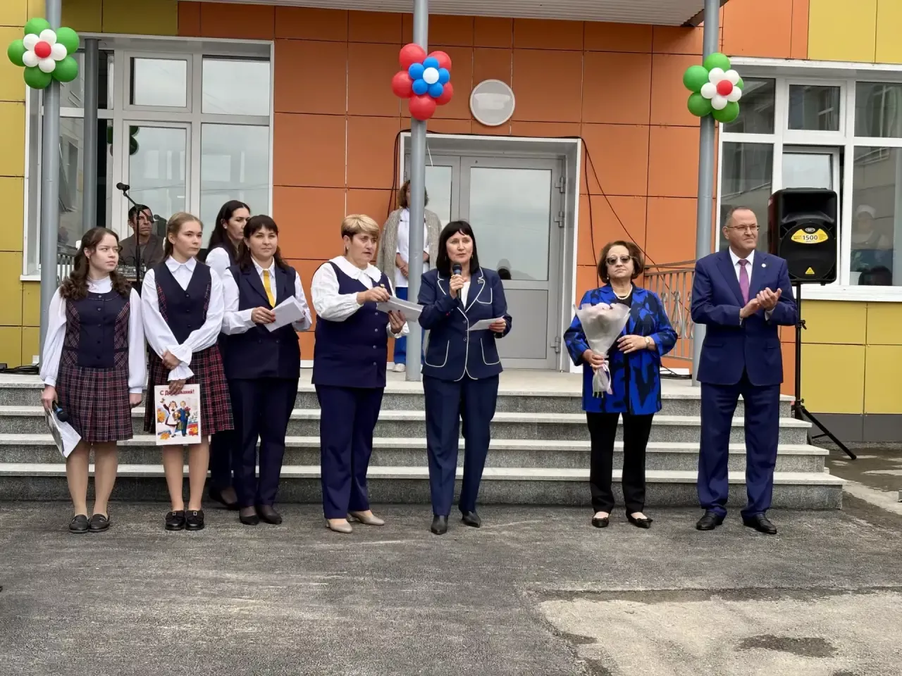 Балтач мәктәбе Белем бәйрәмен өр-яңа булып каршы алды
