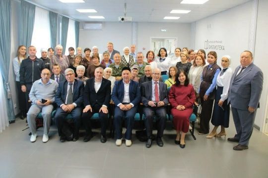 Рәҗәп Бәдретдиновның «Томан тозагында» китабын тәкъдим итү кичәсе булып узды.